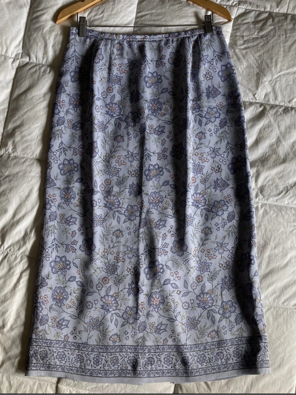 🔎 ISO Talbots Light Blue Floral Silk Skirt